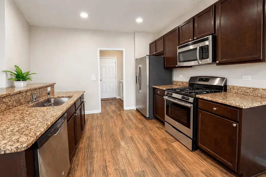 8248 Stamford Road, Ypsilanti, MI 48198 - #2