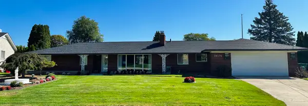 38176 Villa Mar Street, Harrison Township, MI 48045