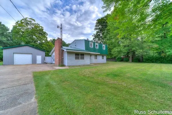 1880 E Michillinda Road, Twin Lake, MI 49457