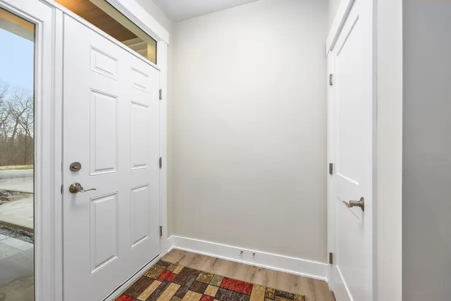 2221 Watertown Way Ne, Grand Rapids, MI 49505 - #2