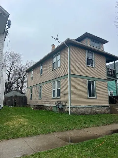 1053 Mcreynolds Avenue Nw, Grand Rapids, MI 49504 - #2