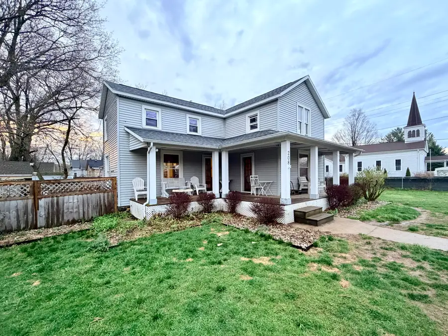 208 S Church Street, Coloma, MI 49038 - #2