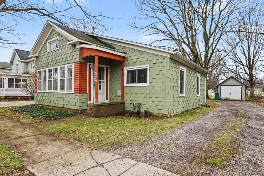 325 W Burr Oak Street, Centreville, MI 49032 - #2