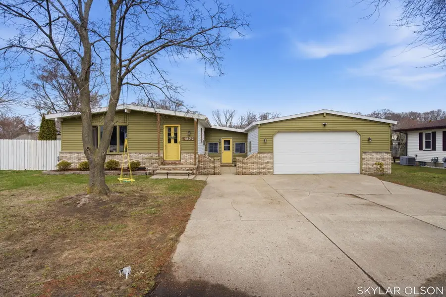 1872 Arbor Avenue, Norton Shores, MI 49441 - #2