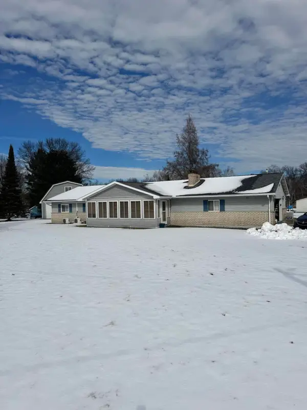 6384 Larch Trail, Lake, MI 48632