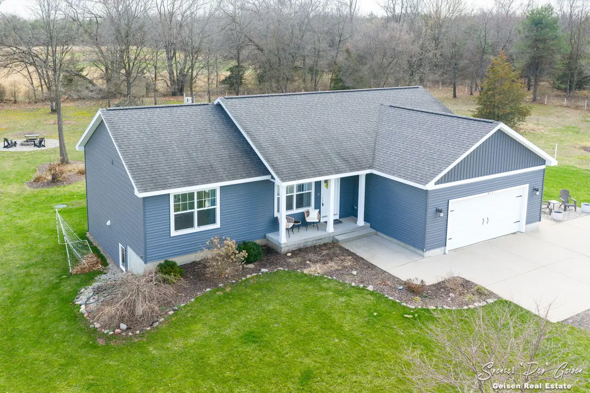 9701 Coyote Trail, Belding, MI 48809 - #1