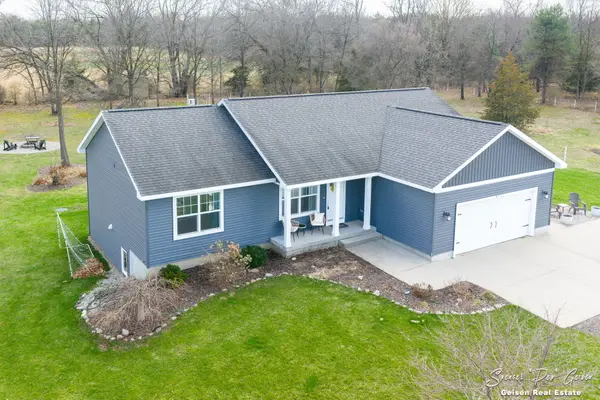 9701 Coyote Trail, Belding, MI 48809