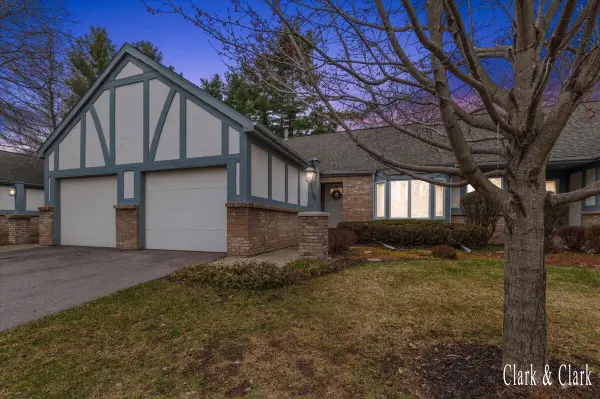 3167 Maple Villa Drive Se, Grand Rapids, MI 49508