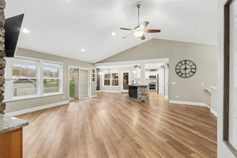 1070 Hawkins Court, Kalamazoo, MI 49009 - #3