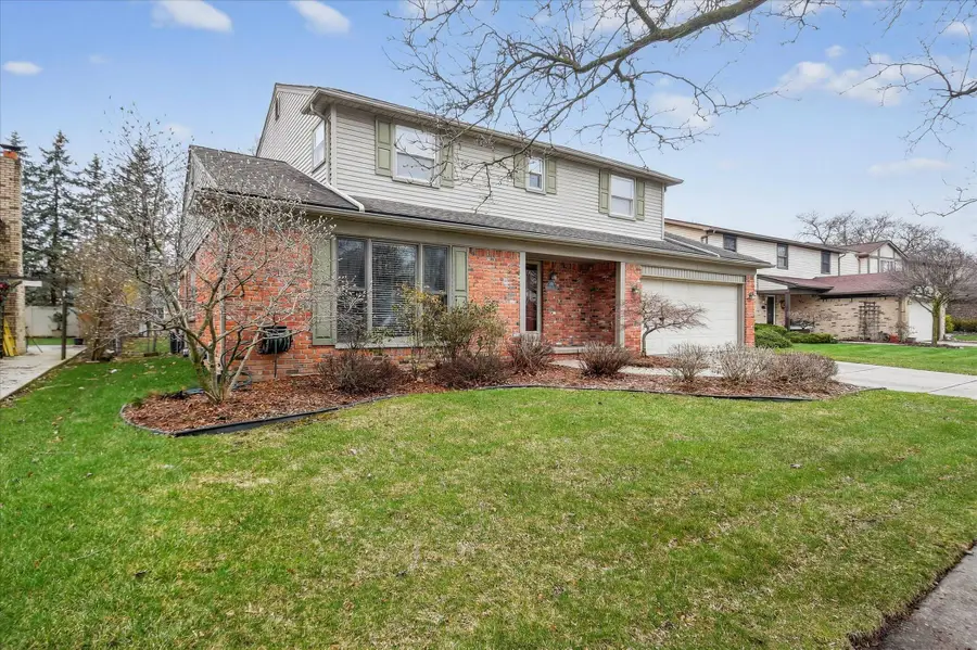 7637 Embassy Drive, Canton, MI 48187 - #3