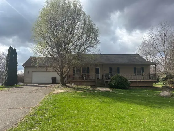 7117 King Road, Spring Arbor, MI 49283