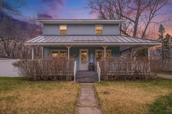 2561 Lake Shore Drive, Niles, MI 49120