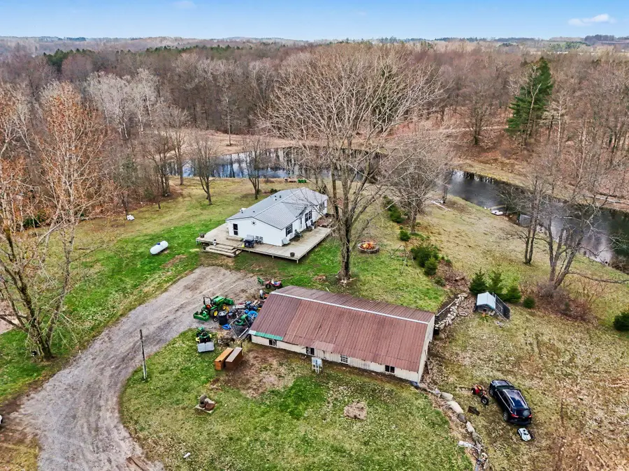 1723 W Warren Road, Shelby, MI 49455 - #2