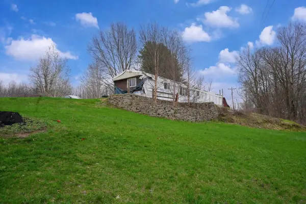 50042 48th Street, Lawrence, MI 49064