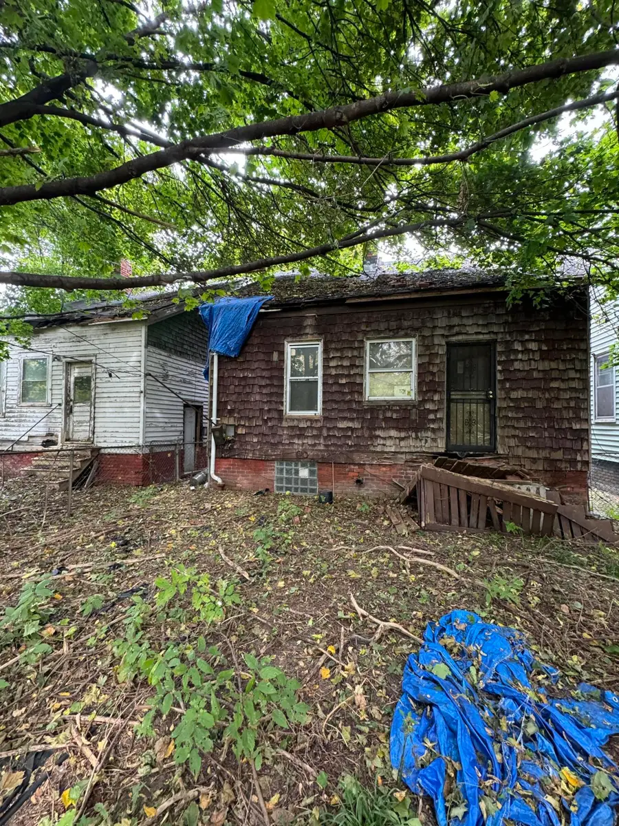 5071 Saint Clair Street, Detroit, MI 48213 - #3