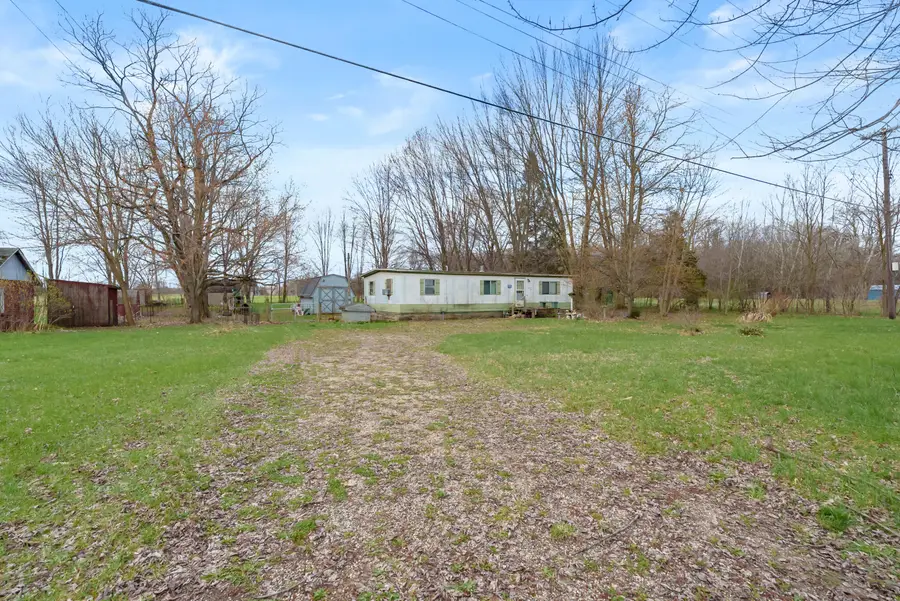 950 106th Avenue, Plainwell, MI 49080 - #2