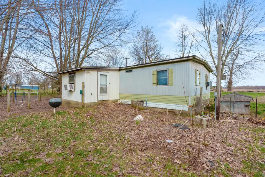 950 106th Avenue, Plainwell, MI 49080 - #3