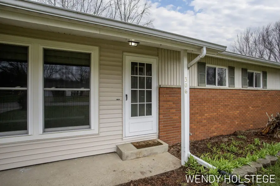 306 N 145th Avenue, Holland, MI 49424 - #3