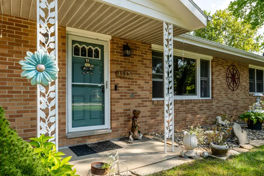 4537 Stanley Avenue, Watervliet, MI 49098 - #3