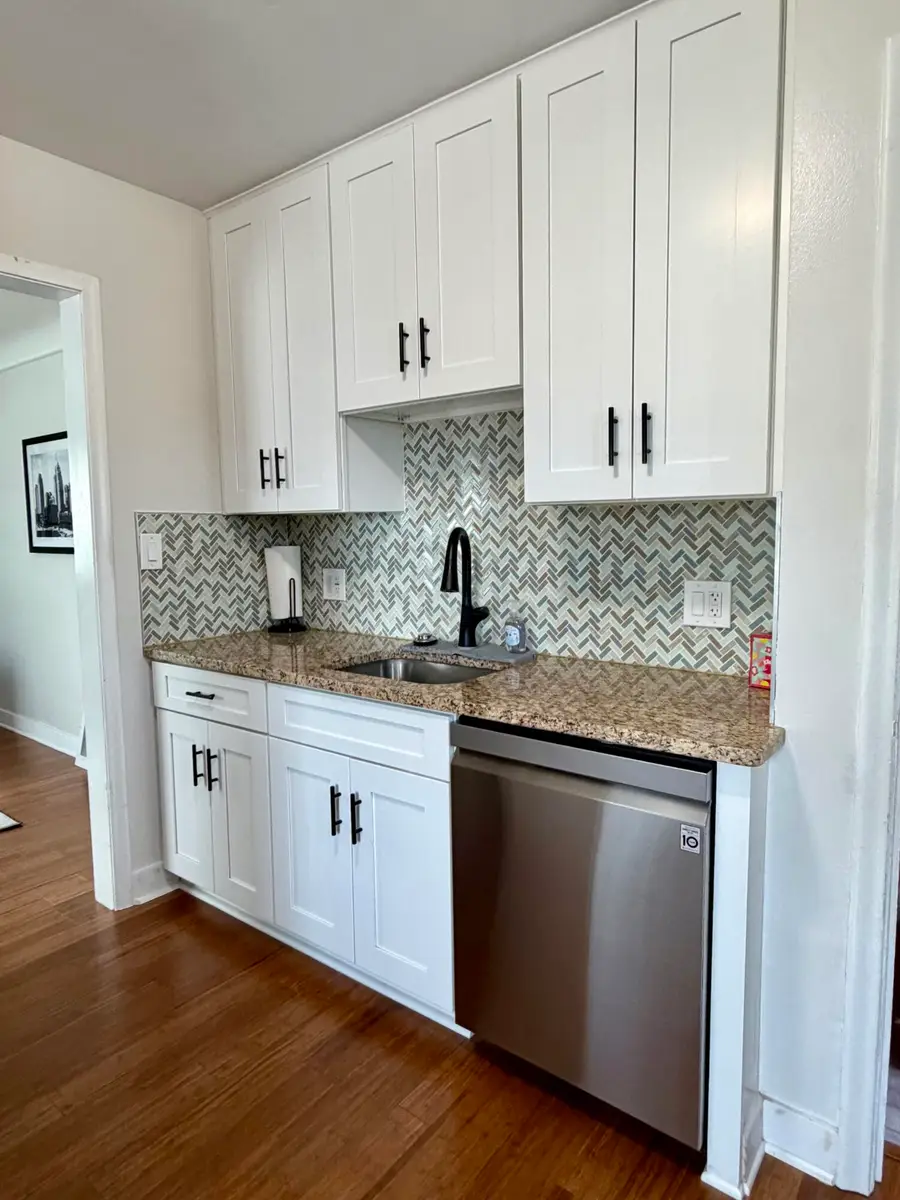 683 Bowers Street, Clawson, MI 48017 - #2