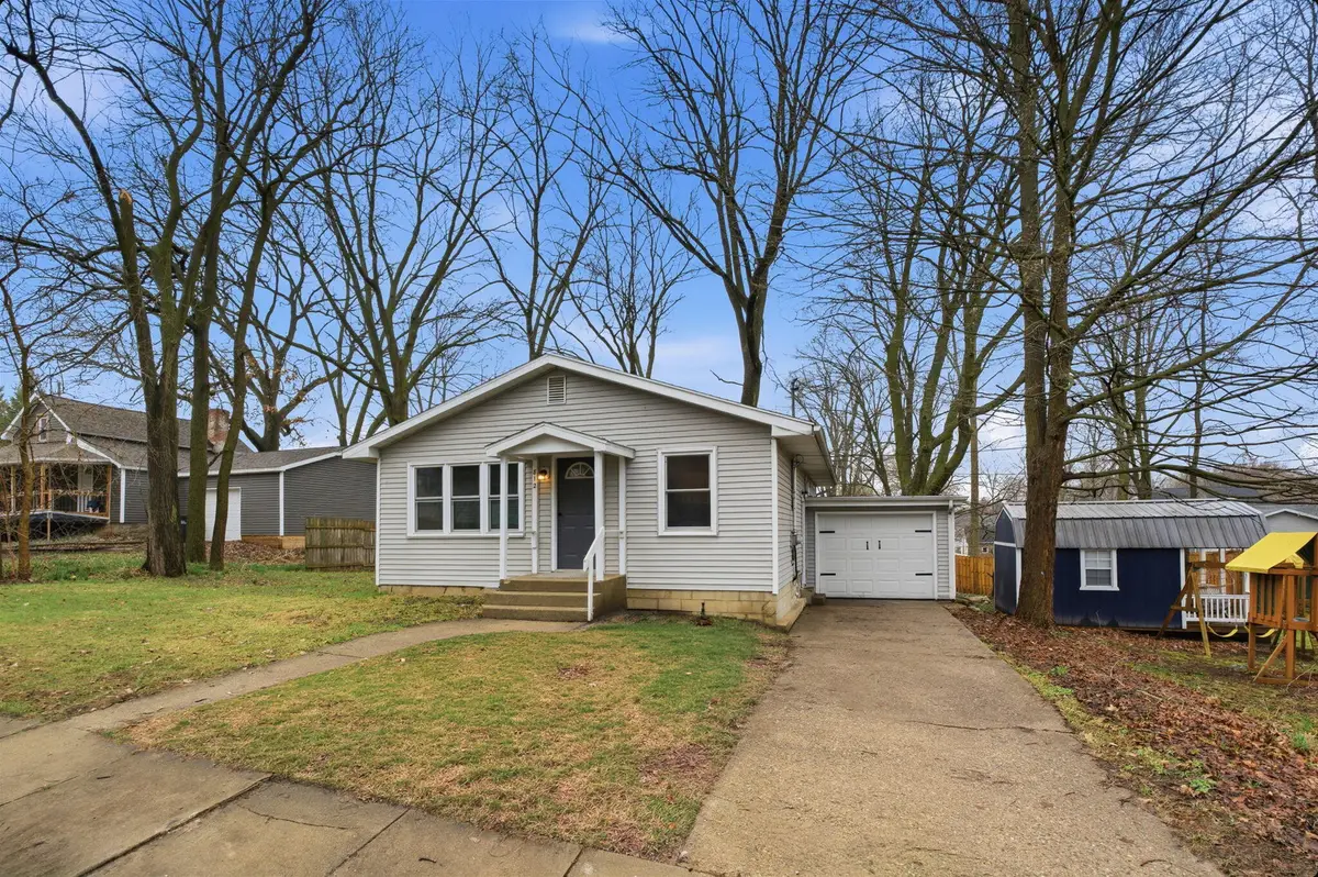 812 N Church Street, Hastings, MI 49058 - #1