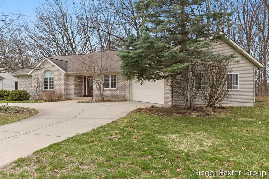 3841 Summit View Drive Ne, Grand Rapids, MI 49525 - #2