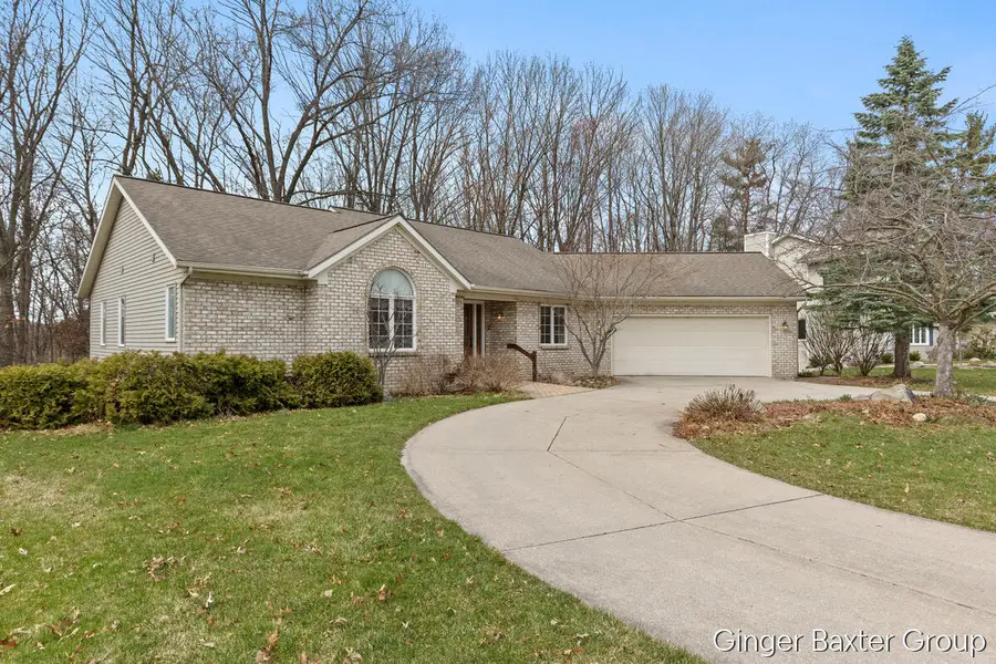 3841 Summit View Drive Ne, Grand Rapids, MI 49525 - #3