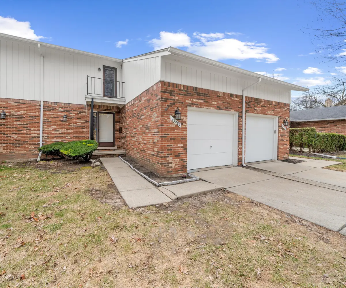 42282 E Edward Drive #258, Clinton Township, MI 48038 - #1
