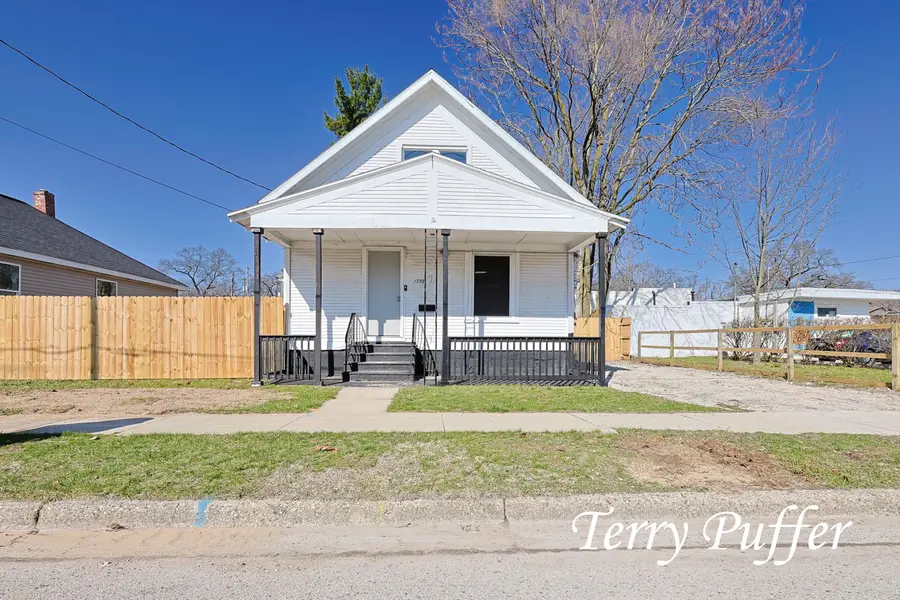 1759 Pine Street, Muskegon, MI 49442 - #2