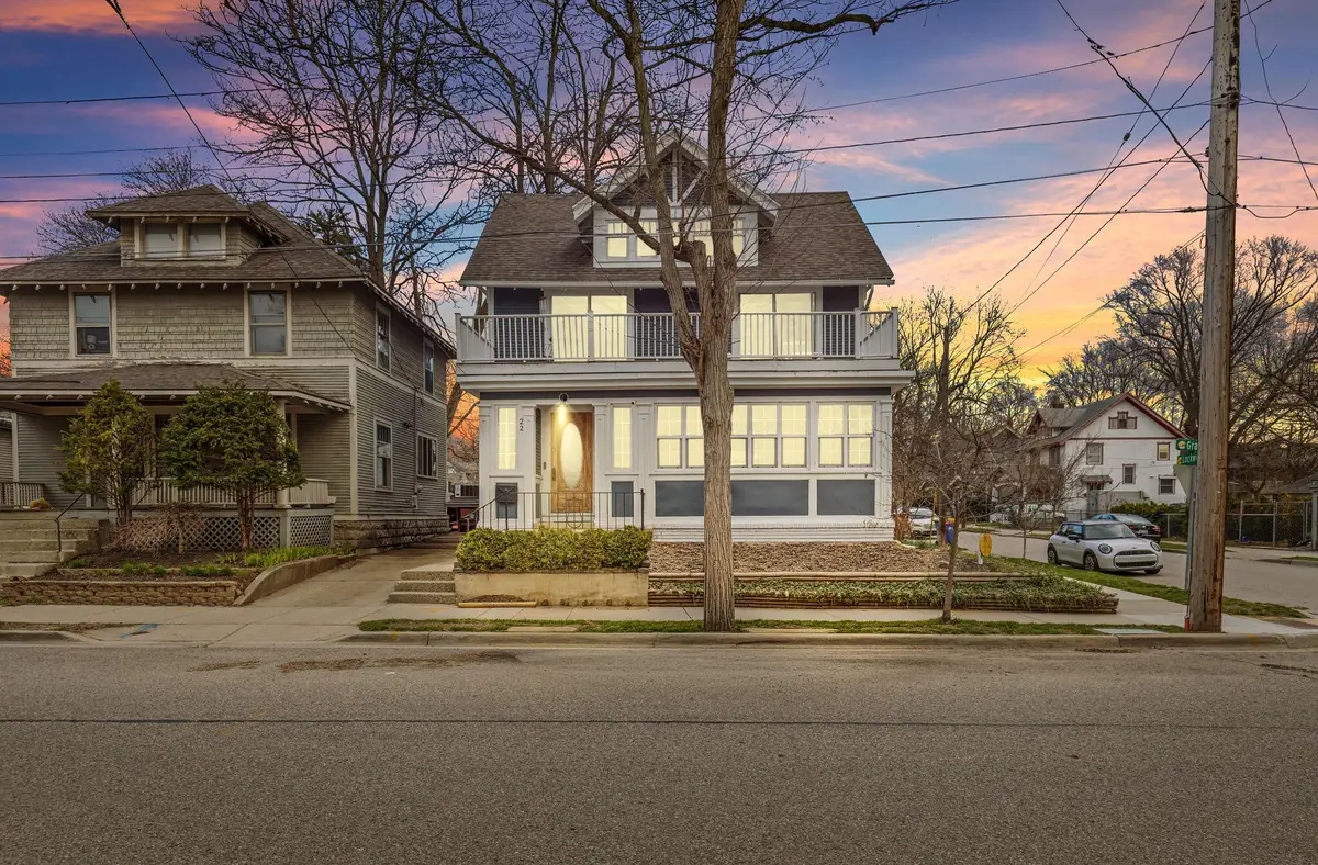 22 Grand Avenue Ne, Grand Rapids, MI 49503 - #1