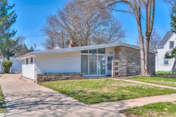 740 Briarcliff Road, Jackson, MI 49203