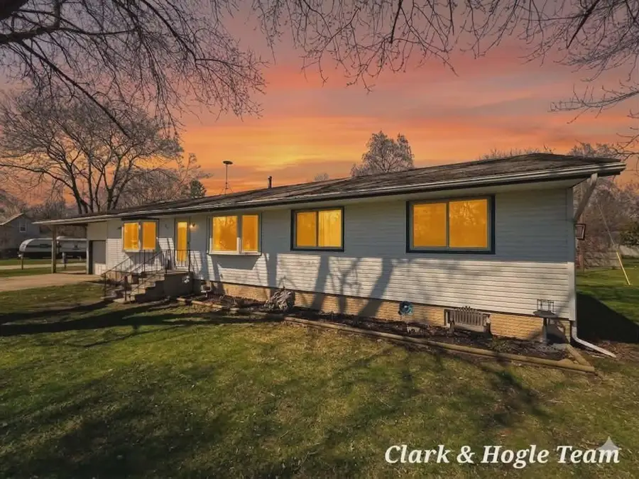 645 E Lyons Street, Lyons, MI 48851 - #2