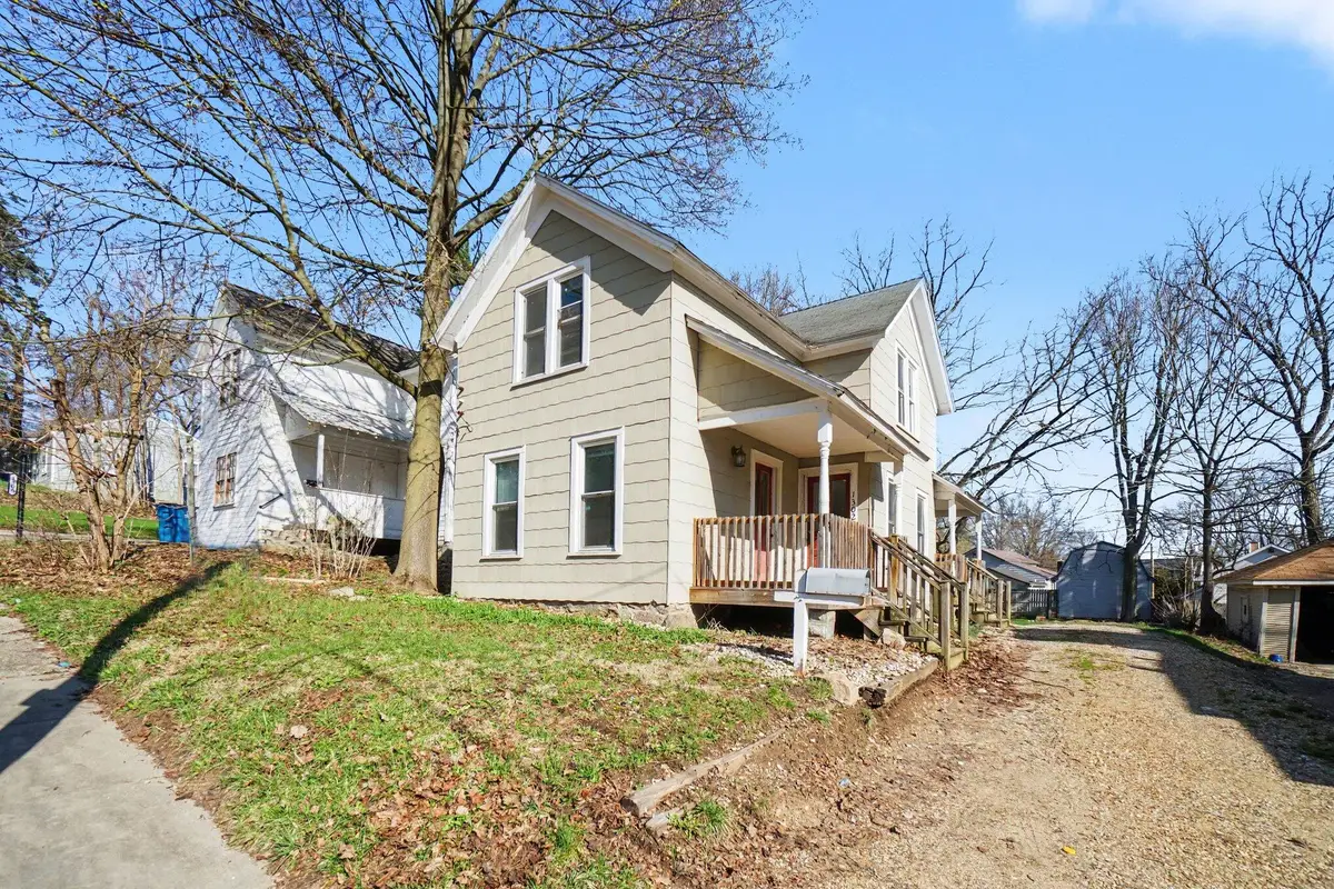 1302 Ogden Ave, Kalamazoo, MI 49006 - #1