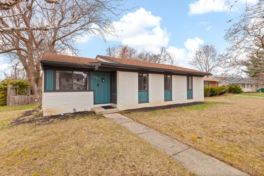 10905 Jackson Court, Van Buren Township, MI 48111 - #2