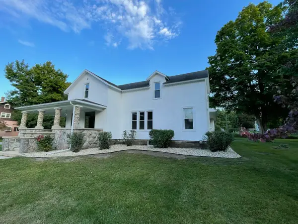 24195 Third Avenue, Mattawan, MI 49071