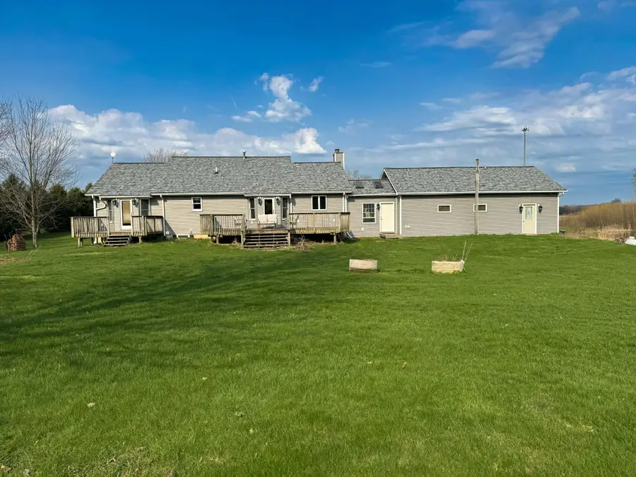 5611 M 140, Eau Claire, MI 49111 - #3