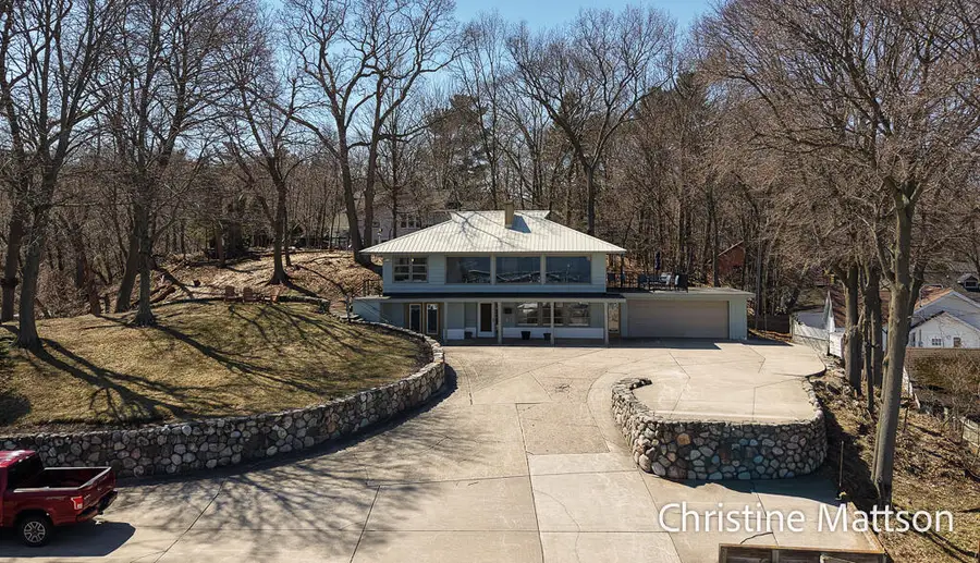 3229 Edgewater Street, Muskegon, MI 49441 - #2