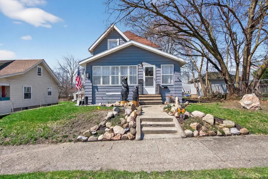 610 Chester Street, Jackson, MI 49203 - #2