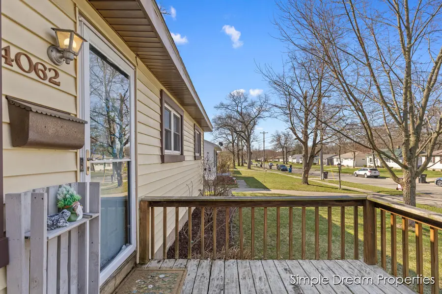 4062 Oriole Avenue Sw, Wyoming, MI 49509 - #3