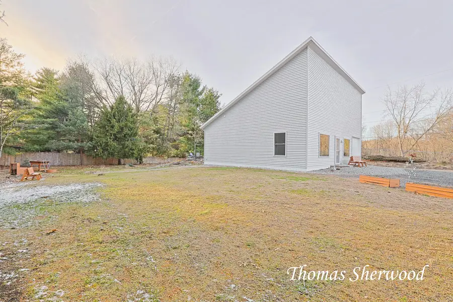 12315 Podunk Avenue Ne, Greenville, MI 48838 - #2