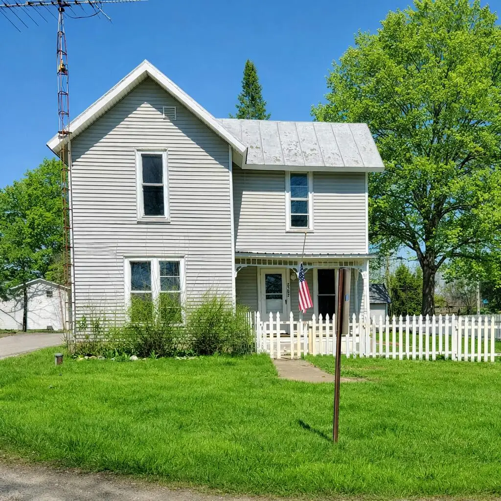 2582 E Montgomery Road, Woodbridge, MI 49239 - #1