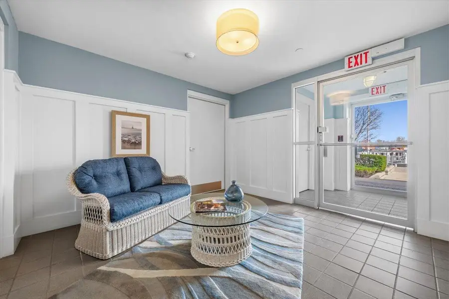 230 Water Street #2, Saint Joseph, MI 49085 - #3