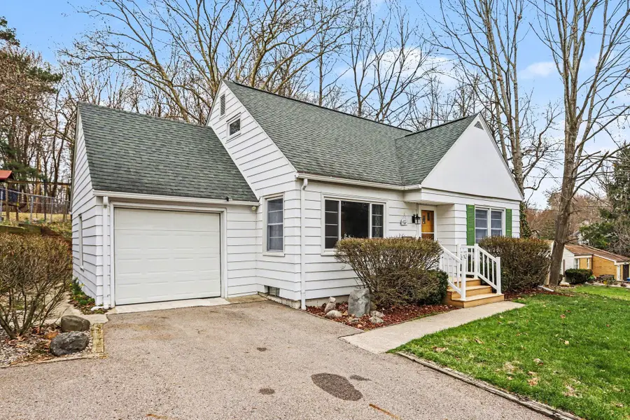 3118 Broadway Avenue, Kalamazoo, MI 49008 - #2