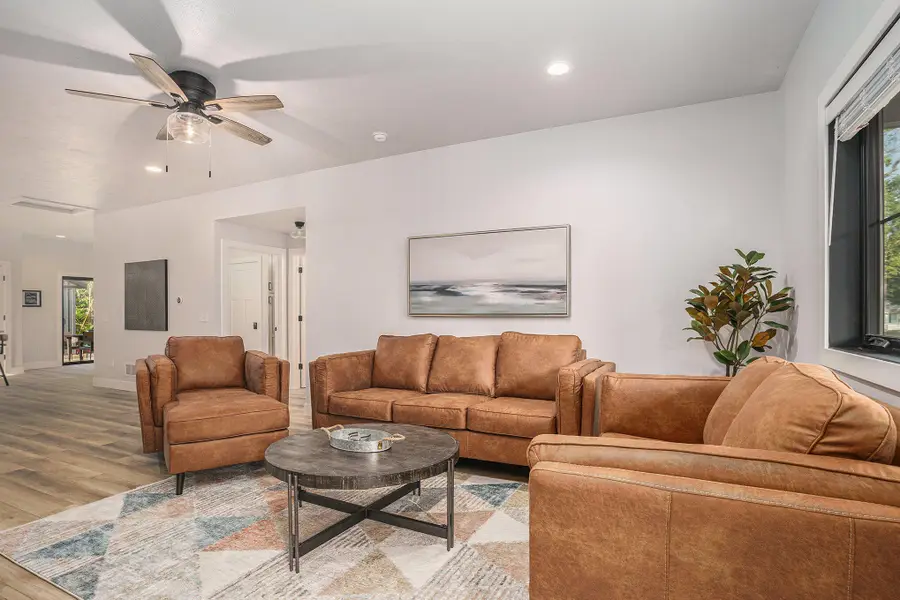 318 Edgell Street, South Haven, MI 49090 - #3