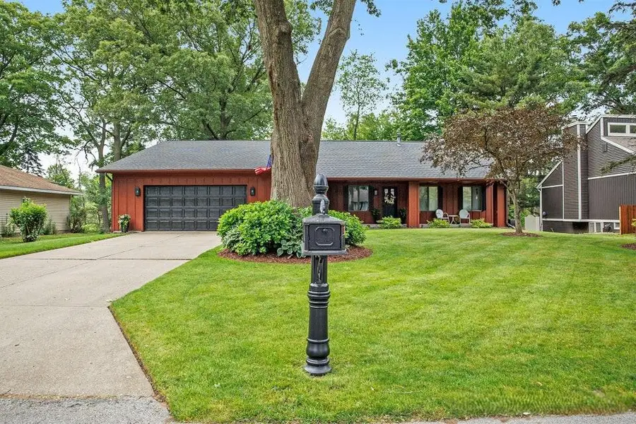 15120 Carriage Way, Spring Lake, MI 49456 - #2