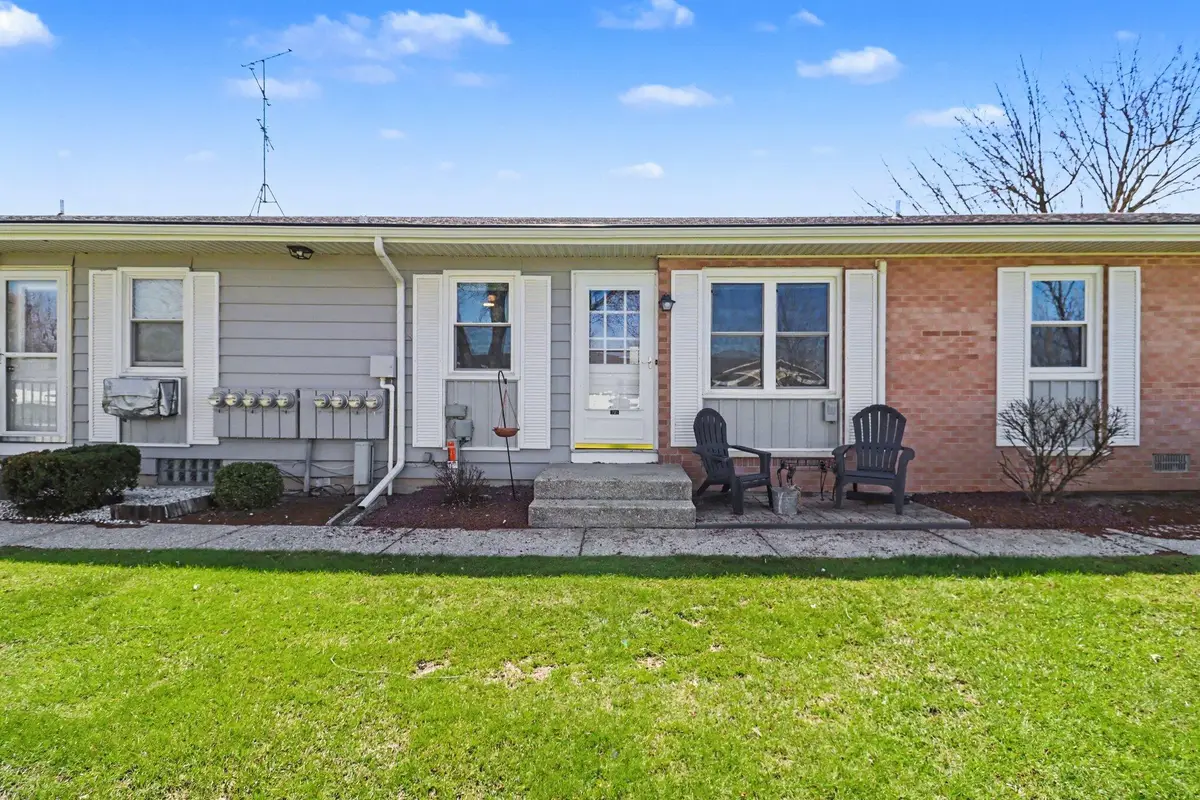 721 Blue Ash Drive Se, Grand Rapids, MI 49548 - #1