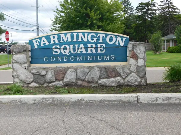 32005 W 12 Mile Road #206, Farmington Hills, MI 48334