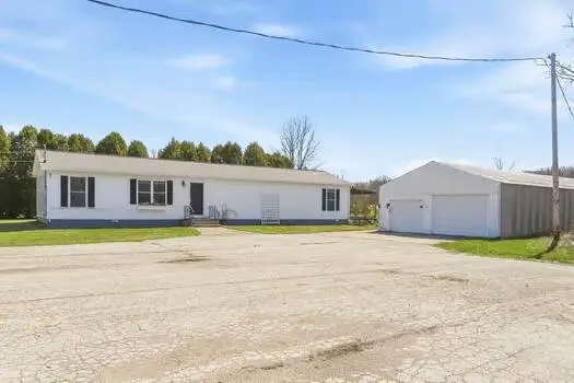 68715 66th Avenue, Watervliet, MI 49098 - #2