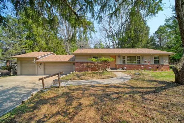 3381 Pine Ridge Drive, Jackson, MI 49201