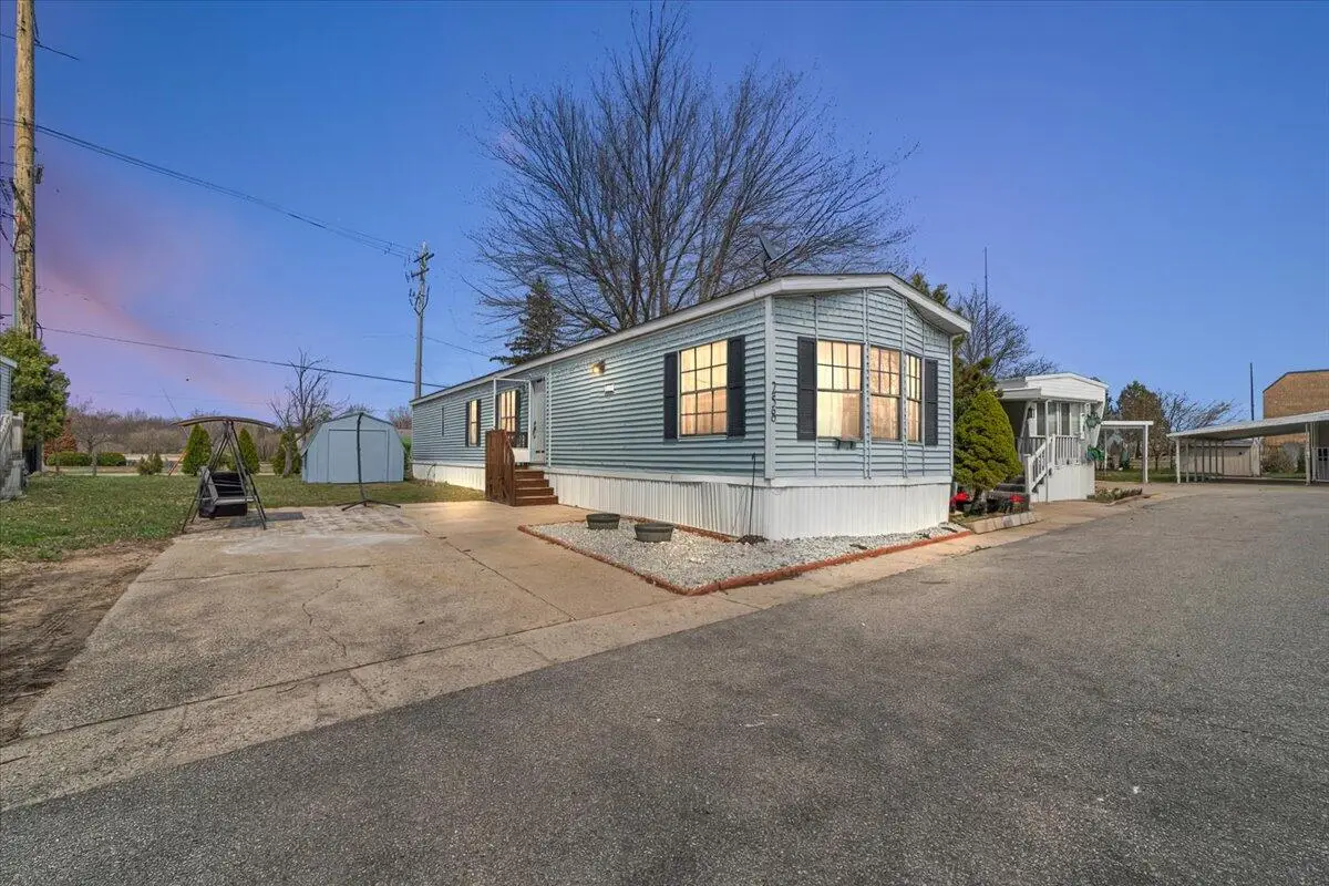 333 E Lakewood Boulevard #Lot 258, Holland, MI 49424 - #1